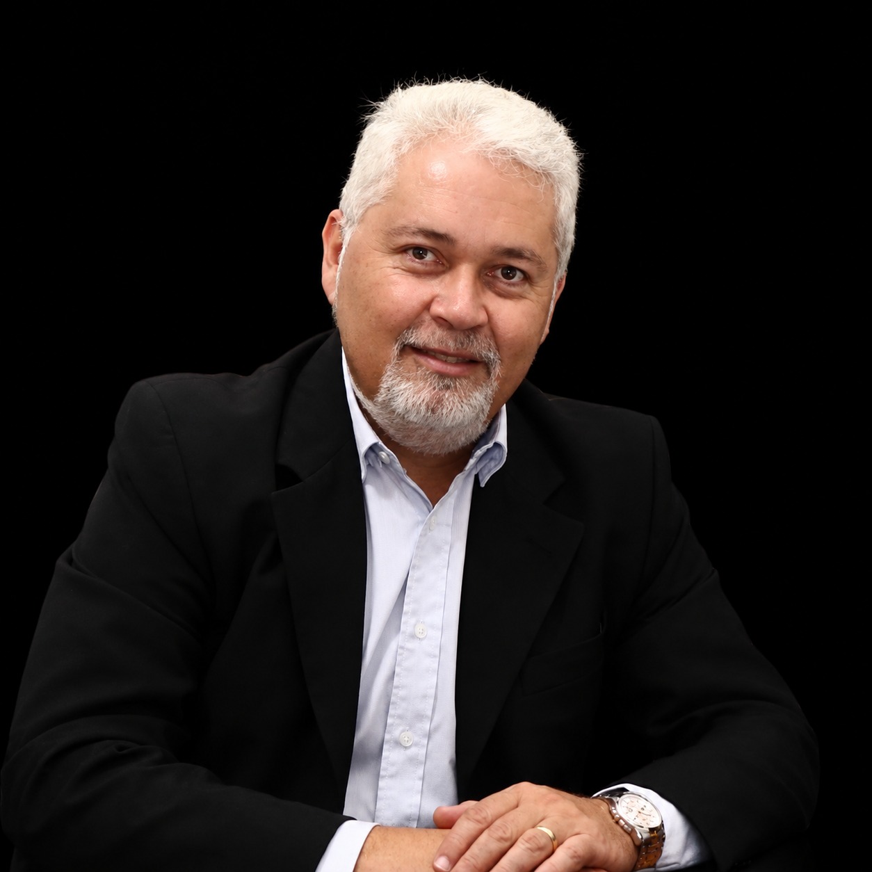Dr. Elder Martins